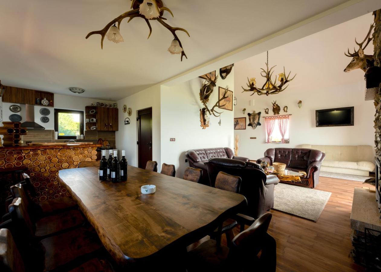 Vila Pellegrini Arandjelovac Bagian luar foto